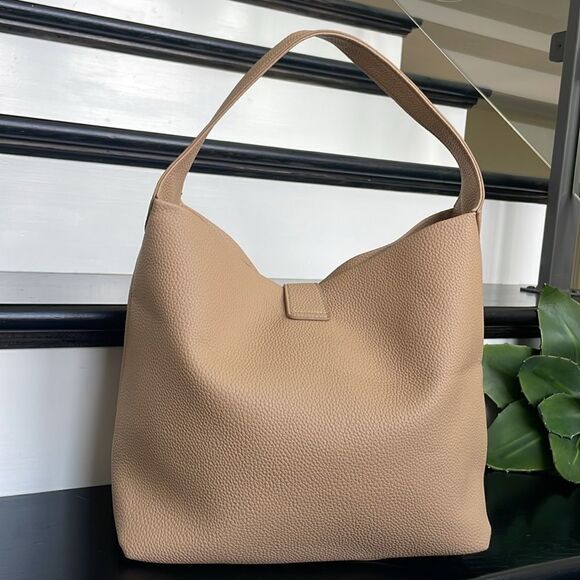 Vegan leather hobo bag - Picture 5 of 9